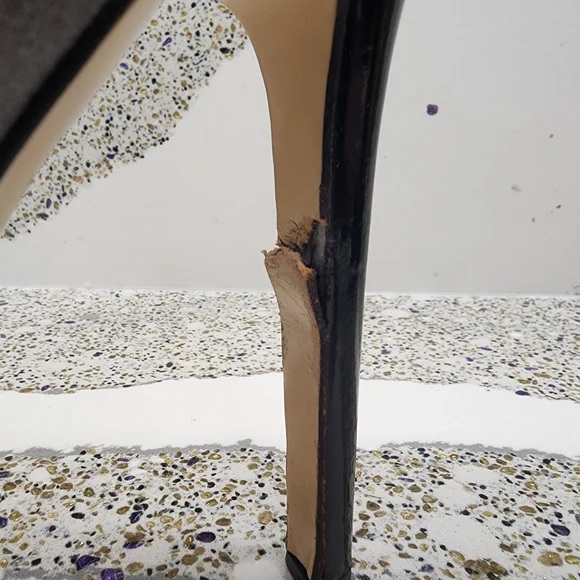 Ferragamo Vara Spectator Platform Pumps Gray Suede & Black Leather US 10, IT 40 - Picture 13 of 14